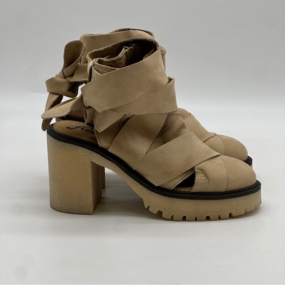 Free People Blake Platform Sandals. Size 6